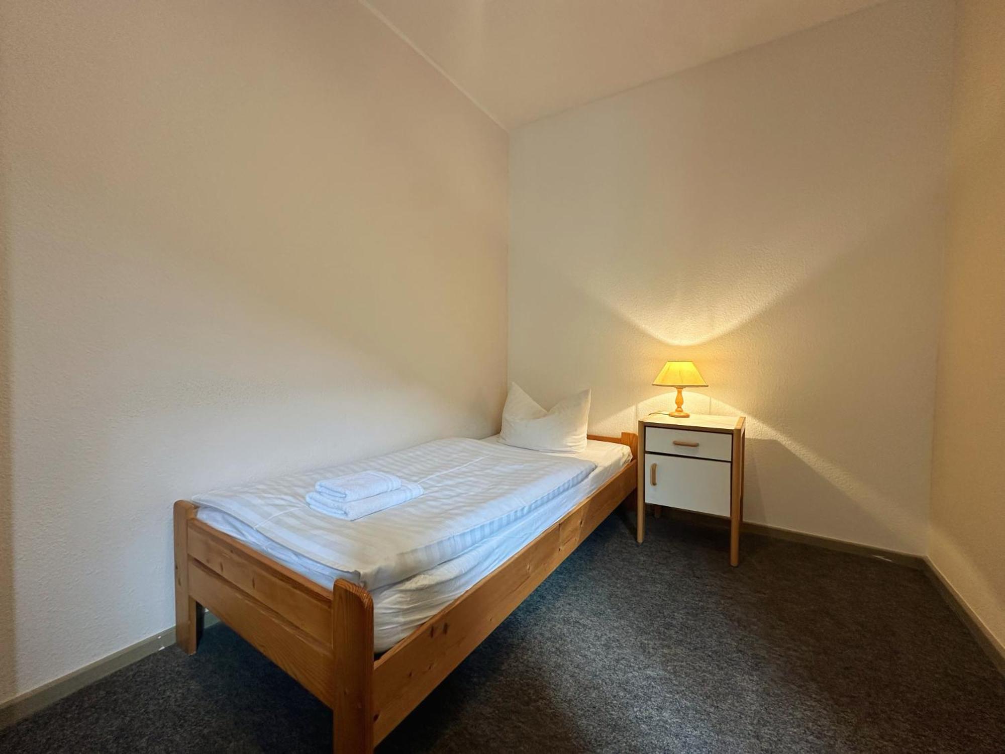 Hotel Am Laerchenberg I Fruehstueck, Wlan, Parkplatz Schirgiswalde-Kirschau Buitenkant foto